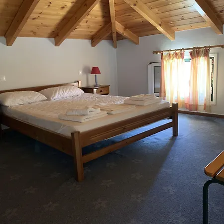 Foufas 4* Parálion Ástros