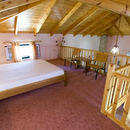 Lejlighedshotel Foufas Parálion Ástros