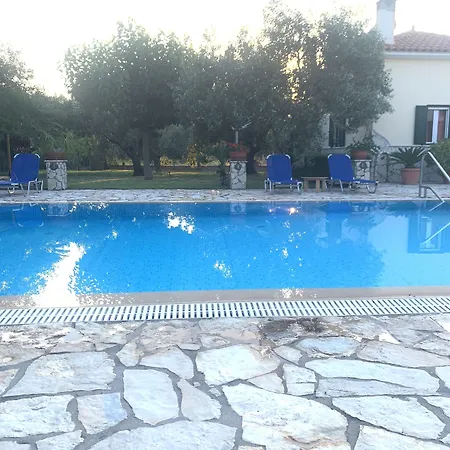 Foufas Hotel apartamentowy