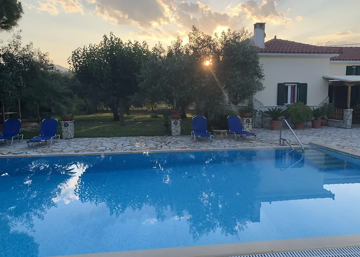 Foufas Apartmanhotel 4*