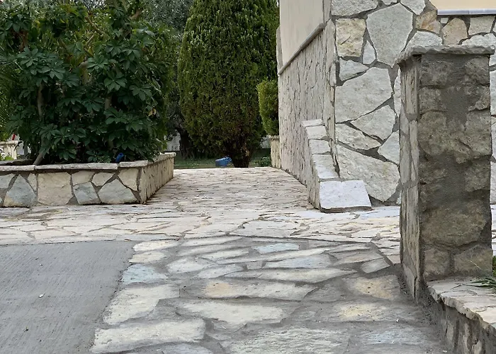 Foufas 4* Parálion Ástros