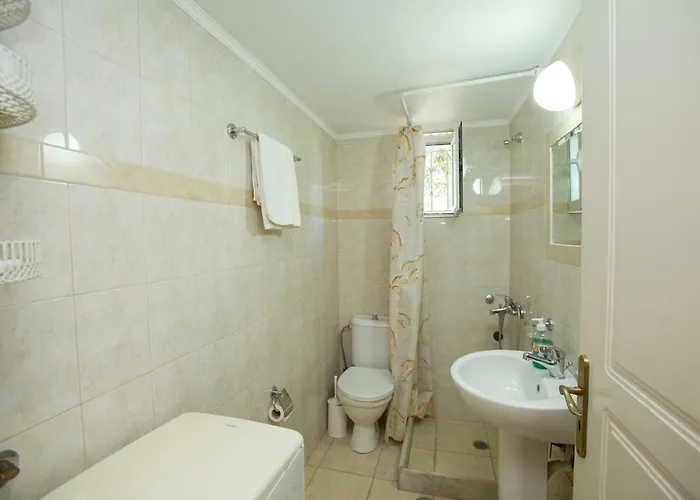 Apartmanhotel Foufas Parálion Ástros
